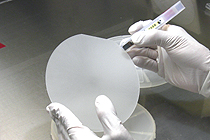 化合物ウエハ加工技術